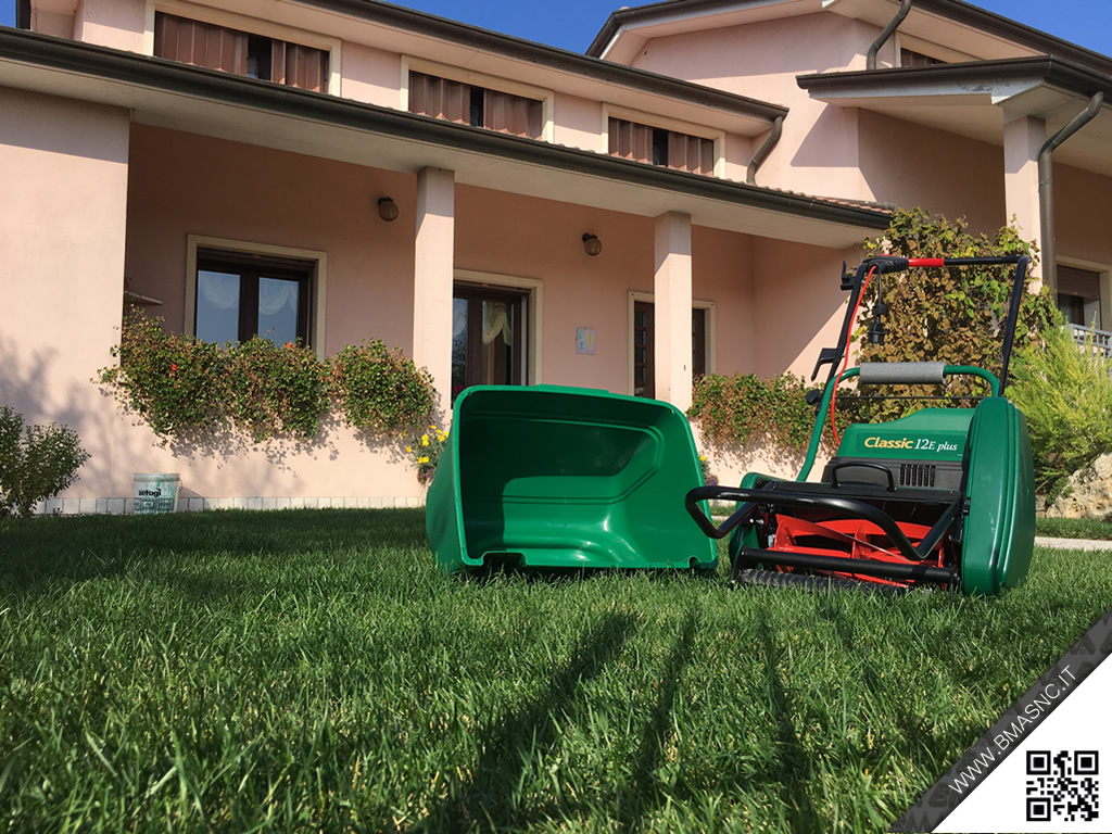 ALLETT CLASSIC 12E PLUS TOSAERBA ELICOIDALE A CARTUCCE ELETTRICA A SPINTA BMA Macchinari per il Verde